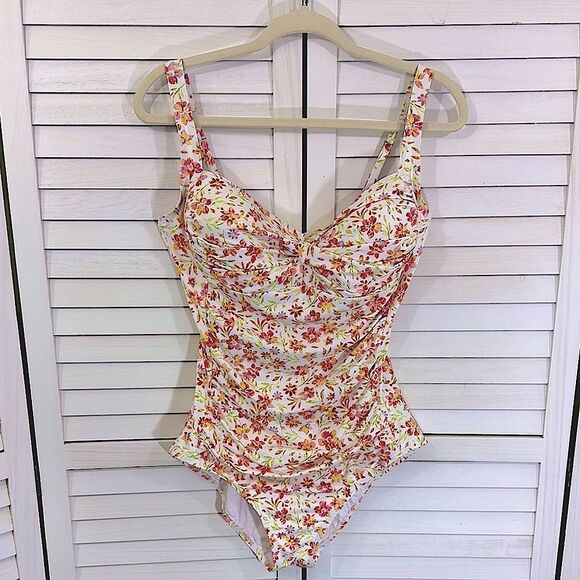 One Piece Swimsuit Size 14 Floral Emerald Bay NWOT - Picture 2 of 13